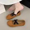 Sapatos Mary Jane Retro Franceses com Tiras Cruzadas Femininos 2026 Novos Outono Planos Sapatilhas Sapatos Individuais Boca Rasa Sapatos de Noite