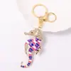 Llavero Popular de Caballito de Mar Transfronterizo Colgante para Llaves de Coche Mochila Animal Metal Strass Yiwu Venta al por Mayor de Pequeños Productos