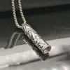 Venta Caliente Transfronteriza Moda Tallada Estrella de Cinco Puntas Bala Colgante Versátil Moderno Joyería para Hombre con Empaque de Caja en stock