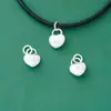 Colgante Candado con Forma de Corazón y Flor Cruzada Plata de Ley S925 Chapado Fino Accesorios para Pulsera de Cuentas de Cristal DIY
