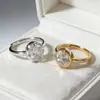 Anillo Ovalado de Zirconia Estilo Coreano, Diseño de Nicho con Acabado de Alta Gama, Mismo Estilo que Blogueros Influencers de Internet, Anillo Abierto de un Solo Diamante para Dedo Índice al por Mayor