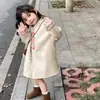 Casaco de lã para meninas, novo estilo outono e inverno, doce e estiloso, adequado para crianças mais velhas, casaco de lã para estudantes do ensino fundamental II, espessado e quente