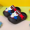Novedad de Verano Estilo Hueco Transpirable Zuecos de Superhéroe para Niños con Suelas Suaves, Protección para los Pies y Diseño de Punta Cerrada para Guardería, Hogar y Playa