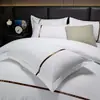 Juego de Cama de Cuatro Piezas Estilo Hotel para Casas de Huéspedes, Juego de Tres Piezas de Sábana Blanca y Funda Nórdica, Lino, Ropa de Cama para Hospital