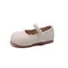 Sapatos de princesa para meninas, nova coleção primavera e outono, sapatinhos de couro, sapatilhas quadradas da moda e versáteis, sapatos Mary Jane