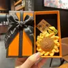 Colgante de peluche tejido a crochet cosas buenas suceden lana tejida a mano Caqui bueno Caqui suceden llavero para bolso accesorios pequeños