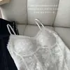 Camisola sexy y caliente de encaje delicado con copas, puro deseo y estilo maduro, adecuada tanto para llevar por dentro como por fuera, top de moda con hermoso diseño en la espalda