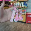 Llavero Creativo Yadi Scooter Eléctrico Colgante de Bolsa Sanrio Llavero Lindo Regalo para Hombres y Mujeres Al Por Mayor