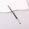 Pincel Delineador de Ojos Tipo Hoja Cabeza Plana Ultra Fina Pincel Delineador Oblicuo Fino Herramientas de Belleza Portátiles Pincel Negro