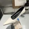 Elegantes Zapatos de Tacón Alto 2025 Primavera Nuevo Estilo de Moda Tacón Fino Punta Fina Zapatos de Salón para Mujer Tacones Altos de Punta Fina Negros
