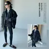 Nuevo conjunto elegante de chaqueta de cuero estilo coreano y leggings 2026 para niñas, un atuendo de dos piezas para niños