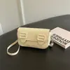 Bolsa transversal em couro encerado estilo coreano, design de nicho, bolsa de ombro para mulheres, nova coleção outono 2026, bolsa de ombro versátil