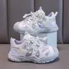 Zapatillas para niñas 2026 nuevas de primavera y otoño para niños, zapatos casuales de moda, transpirables, funcionales, de suela blanda para niñas
