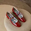 Novidade Primavera e Verão 2026 Sapatos Mary Jane Quadrados para Mulheres, Sapatos de Salto Médio com Bico Quadrado e Boca Rasa, Couro Vinho
