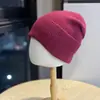 Nuevo Gorro de Punto de Color Sólido Fresco y Cálido para Mujer, Turbante Protector de Orejas a Prueba de Frío para Otoño e Invierno, Moderno Versátil Casual de Moda