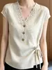 Camisa de encaje patchwork de diseño de nicho de alta gama con cuello en V para mujer, nuevo estilo de verano 2026, camisa única para mujeres petite