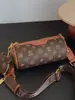 Bolsa Cilindro Pequena para Mulheres 2026 Nova Moda Retrô Bolsa de Ombro Transversal Bolsa Boston Almofada Dropshipping