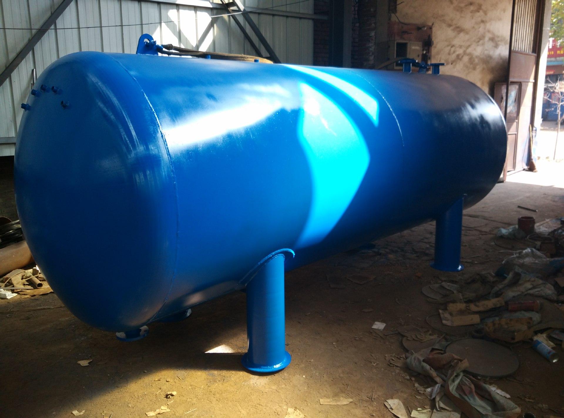 6吨1.4X3.7全自动无塔供水器1