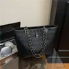 Bolso Tote de Moda para Mujer de Gran Capacidad con Relieve de Calavera, Color Sólido, Bolso de Hombro Versátil Casual y Elegante de Nicho