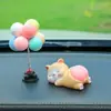 Adornos para coche en línea rojo caricatura lindo Q juego trasero muñeca consola central del coche juguete de descompresión decoraciones de animales