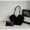 Bolsa Fosca Retrô Simples Feminina 2026 Nova Moda Grande Capacidade para o Dia a Dia Ombro Único Mão Sacola Tote Balde