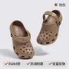 Tamancos Infantis, Sandálias de Menina, Sapatos de Bebê Verão 2026, Sapatos de Praia para Crianças Maiores, Chinelos Fechados para Meninos, Sola Macia