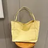Bolsa de Lona Feminina 2025 Novo Estilo Moda Estilo Coreano Bolsa Feminina Ombro Único Grande Capacidade Moda Simples Bolsa de Compras Bolsa Tote