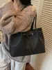 Bolso Retro de Gran Capacidad para Comercio Exterior para Mujer 2025 Nueva Moda Bolso de Hombro para Viajar al Trabajo Maletín Bolso Tote