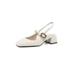 Sandálias Femininas Profissionais Simples de Bico Fechado com Fivela Estilo Novo, Sandálias Vazadas na Parte Traseira, Sapatos de Salto Médio Grosso, Tamanhos 31-43, Comércio Exterior