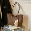 Bolso de Mano Texturizado de Estilo Coreano de Nicho Nuevo para Invierno 2024, Bolso de Hombro o Axila, Bolso Tote Elegante
