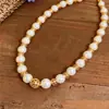 Pulsera Redonda de Perlas Retro Francesa Gancho de Pendiente de Lujo Ligero de Gama Alta de Moda Collar Set de Joyería Versátil Otoño Invierno para Mujeres