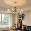 Lustre de sala de estar em madeira de nogueira, estilo francês de meados do século, latão de luxo leve, concha vintage, luminária de quarto e sala de jantar