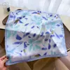 Lenço Impresso de Seda Sintética Fresco e Elegante Estilo Coreano, Lenço Quadrado Pequeno com Toque de Luxo, Xale de Proteção Solar, Lenço de Pescoço, Lenço de Cabeça e Lenço