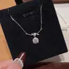 Collar con Nudo Cuadrado Explosivo Joyería para Mujer Nicho Lujo Accesible Gama Alta Circonita Acero Inoxidable Cadena para Clavícula Nueva Tendencia
