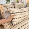 Conjunto de Algodão Acolchoado Quatro Peças Estilo Novo 2026 com Design de Borda de Concha para Cama de Casa, Quarto e Dormitório Estudantil