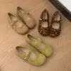 Zapatos retro Mary Jane para mujer, nuevo modelo de verano, zapatos planos de corte bajo de una sola hebilla, cómodos mocasines de ballet de suela blanda