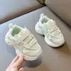Zapatillas Deportivas para Niños 2026 Primavera Nuevo Estilo Zapatos de Malla Transpirable para Niños, Zapatillas de Running de Suela Suave para Niños, Zapatos Estilo Papá para Niñas, Zapatos para Bebés
