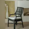 Cadeira de Rattan Estilo Japonês com Encosto Venda por Atacado Cadeira Trançada de Rattan Natural para Casa Cadeira de Jantar Trançada de Rattan Estilo Wabi-sabi com Braços Cadeira Vintage para Pousada