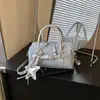 Bolsa de Bowling com Design de Nicho da Moda deste Ano, Bolsa de Mão Transversal, Nova Bolsa Versátil Almofada de Ombro 2026