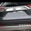 Adecuado para nuevo Toyota RAV4 Rongfang 2019 moldura del portón trasero moldura de la etiqueta trasera moldura de la puerta trasera del maletero modificación