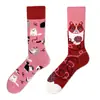 Meias Longas de Algodão Jacquard Cartoon Criativas Nova Tendência Outono/Inverno Estilo Casal Asimétricas Personalidade da Moda
