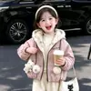 Chaqueta de Algodón Doble Cara de Invierno para Niñas 2026 Nueva Elegante Versátil Ropa de Algodón con Felpa para Niños Abrigo de Algodón para Niña Moderno