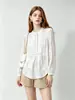 Camisa branca com renda estilo francês vazada e retalhos Nanyou para mulheres 2026, blusa elegante plissada de caimento solto para o trabalho