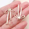 Set de 20 Piezas de Nicho Estilo Coreano de Plata Antigua Lazo Calado Colgante para Corbata Dijes Pequeños Accesorios de Ropa DIY Componentes para Collares