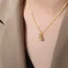 Hip Hop Europeo y Americano Nuevo Colgante de las Doce Constelaciones Aries León Colgante de Pedrería Collar Acero de Titanio Chapado en Oro Verdadero 18K