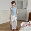 Conjunto de Verano 2026 para Niñas, Nuevo Conjunto de Moda para Niñas Mayores: Conjunto de Dos Piezas para Venta Transfronteriza: Chaleco sin Mangas con Dobladillo Fruncido y Pantalones de Encaje