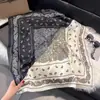 Pañuelo Delgado de Seda de 70 cm con Estampado de Poni, Pañuelo para Mujer, Accesorio para Camisa, Pañuelo para el Cuello, Pañuelo Cuadrado Pequeño, Chal de Alta Gama