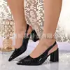 Zapatos de tacón alto con punta para mujer de talla grande transfronterizos, tacón grueso, nuevo estilo vintage otoño 2026, sandalias cerradas de punta baja para mujer