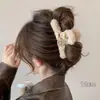 Accesorio para el cabello de pinza de tiburón marrón, de bajo volumen, esponjoso, para peinado semi-recogido, pinza grande de oso para el cabello, pinza de garra con orejas de gato y borla elegante para mujer