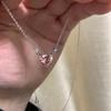 Pequeña princesa rosa diamante dulce collar encantador diseño de nicho femenino lujo ligero elegante dulce simple exquisita cadena de clavícula moda